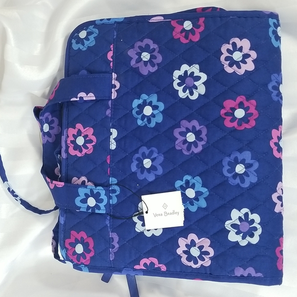 Vera Bradley Bags Nwt Vera Bradley Hanging Organizerellie Flowers Poshmark